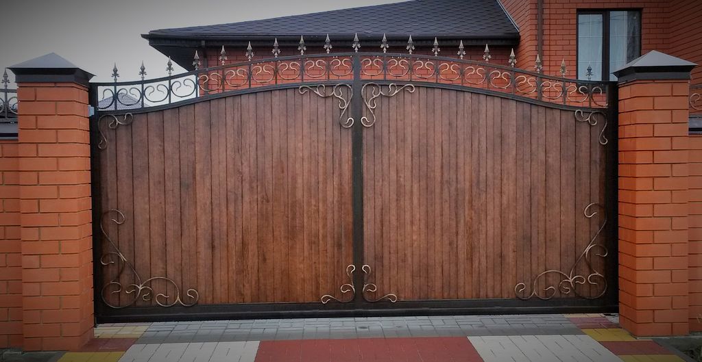 Купить простые ворота для дома: советы по выбору, установке и уходу в Благовещенске от 33389 руб | ВоротМастер-Бгв